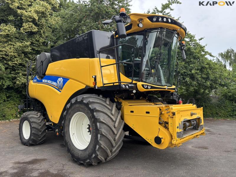 New Holland 9.80 combine harvester 35 feet 3