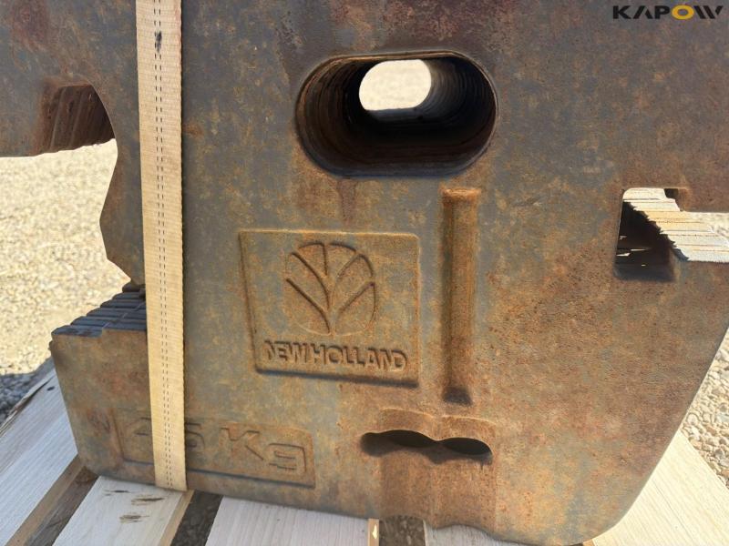 New Holland 900kg front weight 12