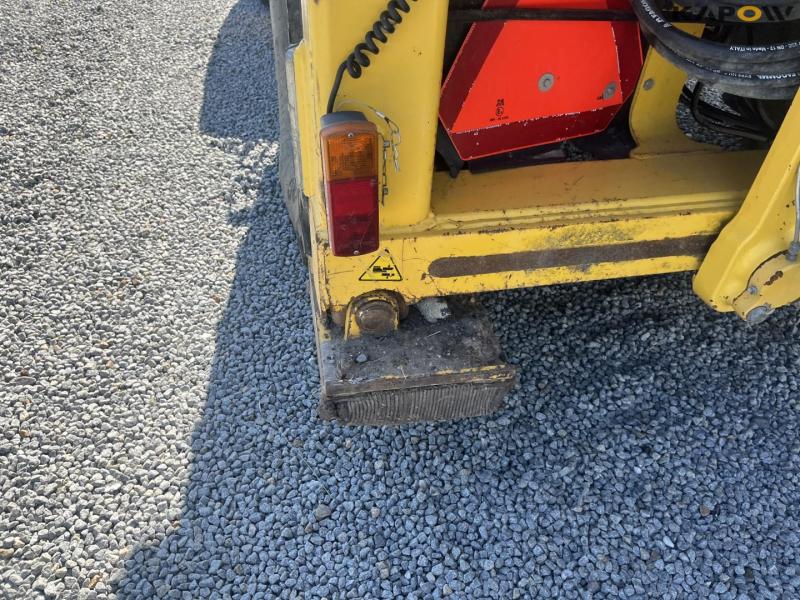New Holland B110C TC backhoe loader 36