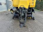New Holland BB940R mini big baler 10