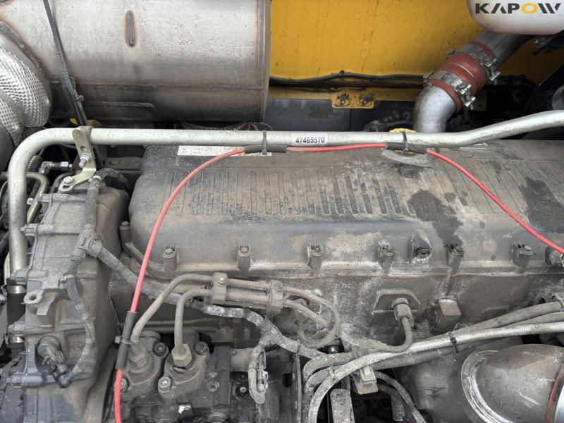 New Holland CR 8.90 Relevation 4 WD 30ft 79