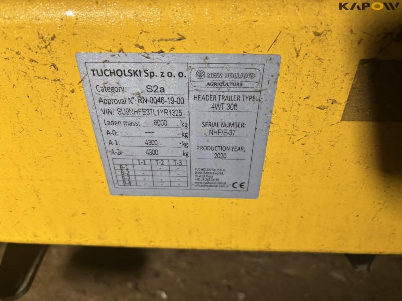 New Holland CR 8.90 Relevation 4 WD 30ft 81