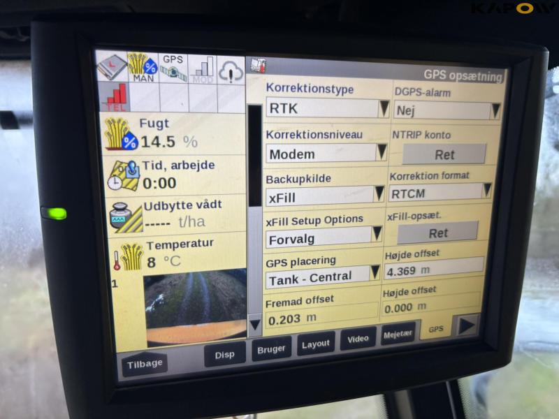 New Holland CR 8.90 Relevation 4 WD 30ft 92