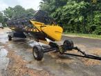 New Holland CR 9080 combine harvester 30 feet 101