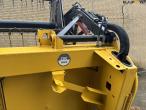 New Holland CR 9080 combine harvester 30 feet 152