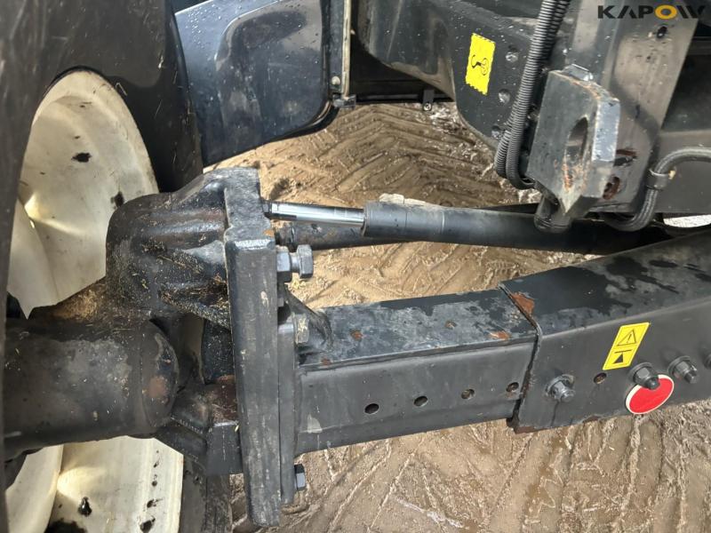 New Holland CX8060 combine harvester 53