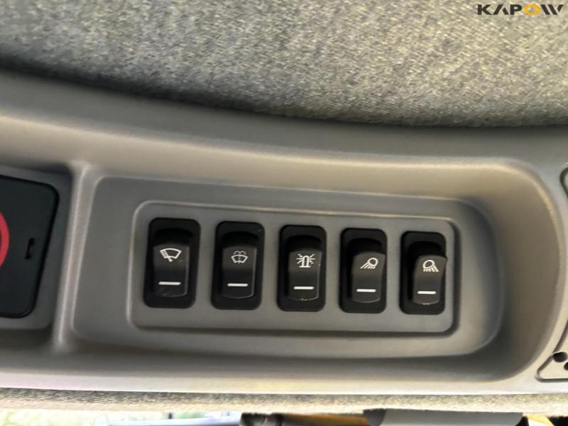 New Holland CX8060 combine harvester 79