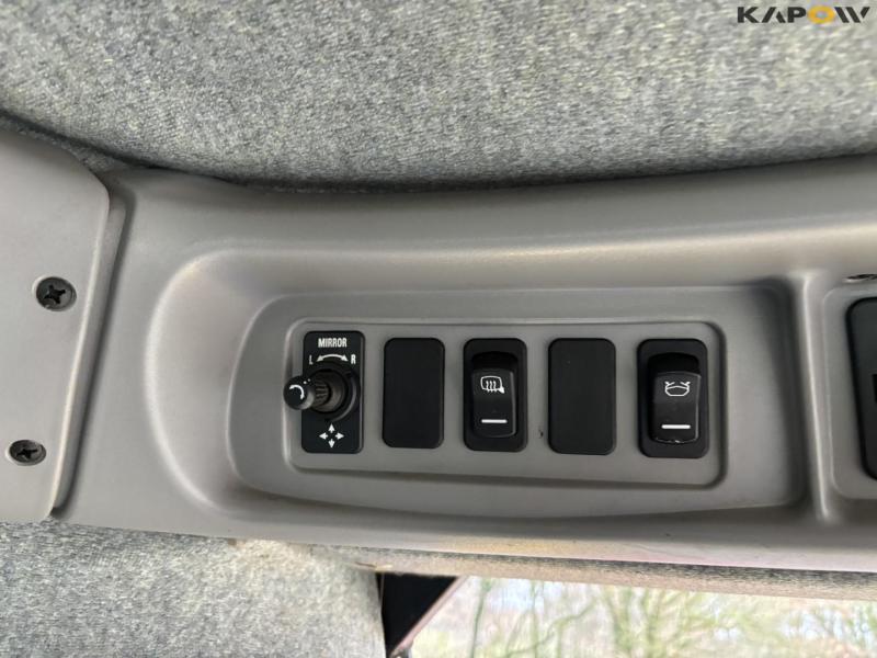 New Holland CX8060 combine harvester 81