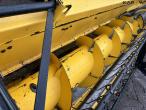 New Holland CX8060 combine harvester 18