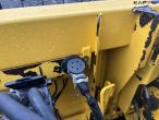 New Holland CX8060 combine harvester 26