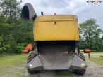 New Holland CX840 combine with 24 foot header 6