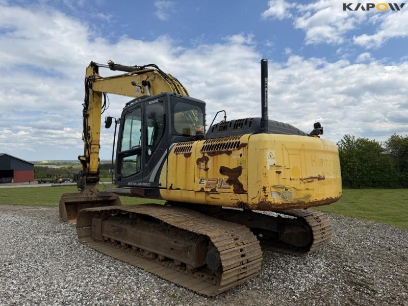 New Holland E215C excavator 7