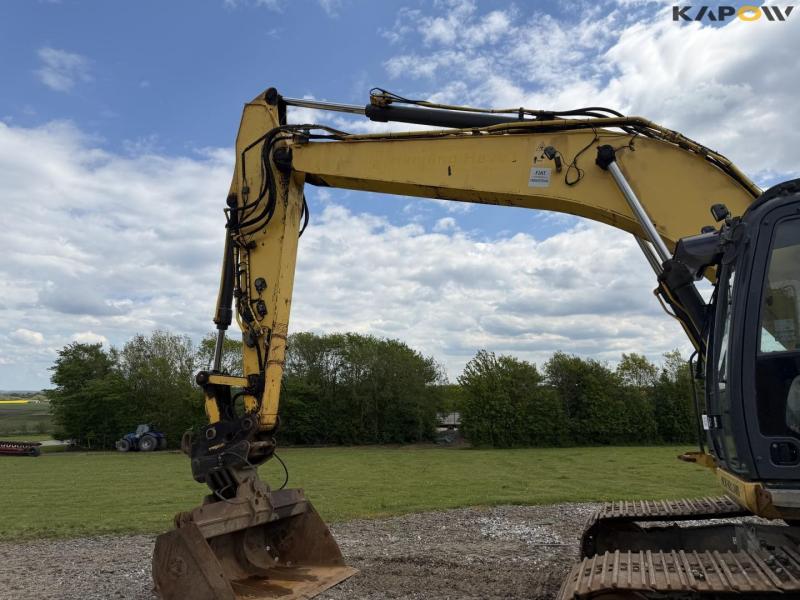 New Holland E215C excavator 9