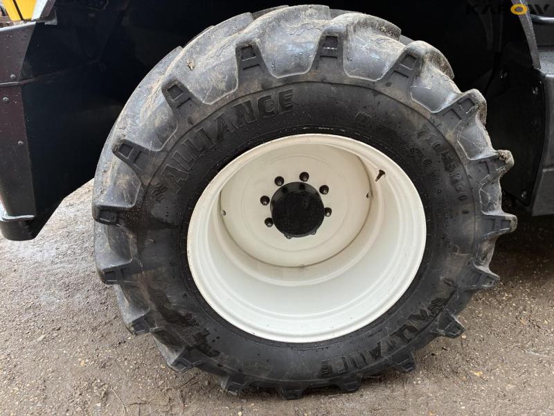 New Holland FR 650 forage harvester 17