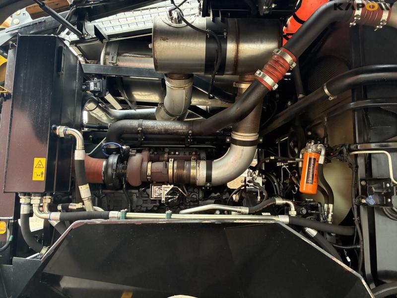 New Holland FR 650 forage harvester 40