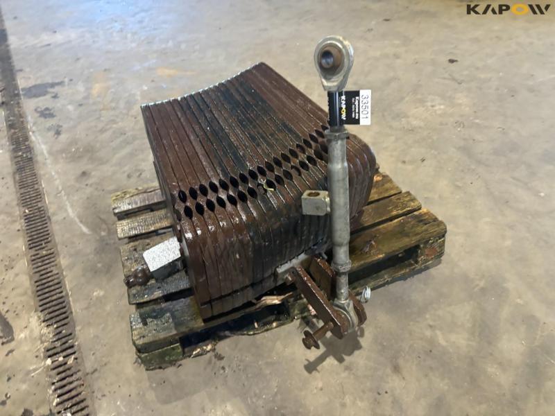 New Holland front block 900kg 11