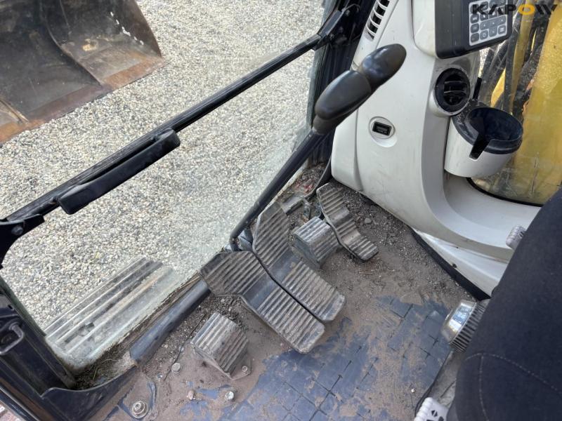 New Holland Kobelco E140CSR excavator 47