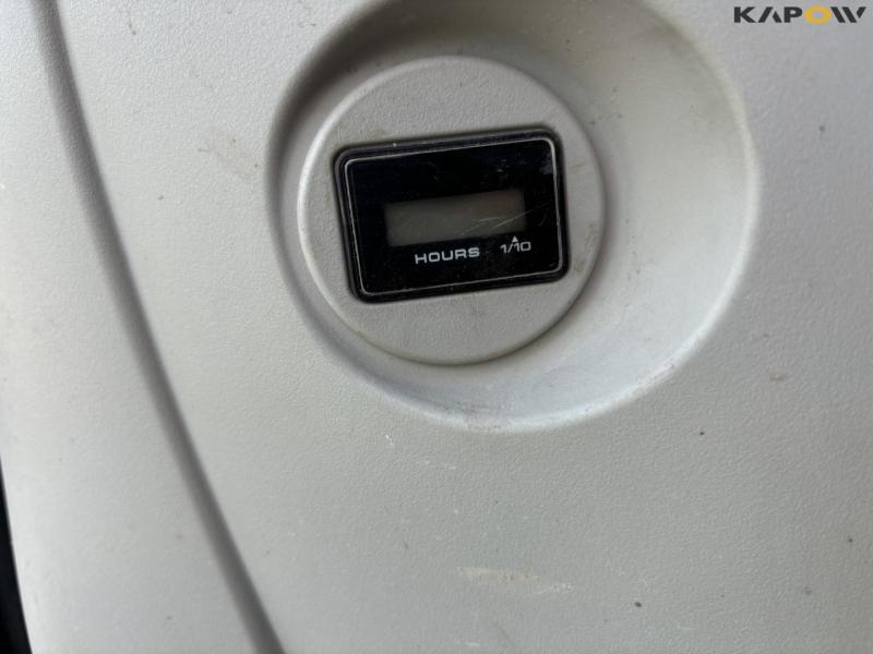 New Holland Kobelco E140CSR excavator 54