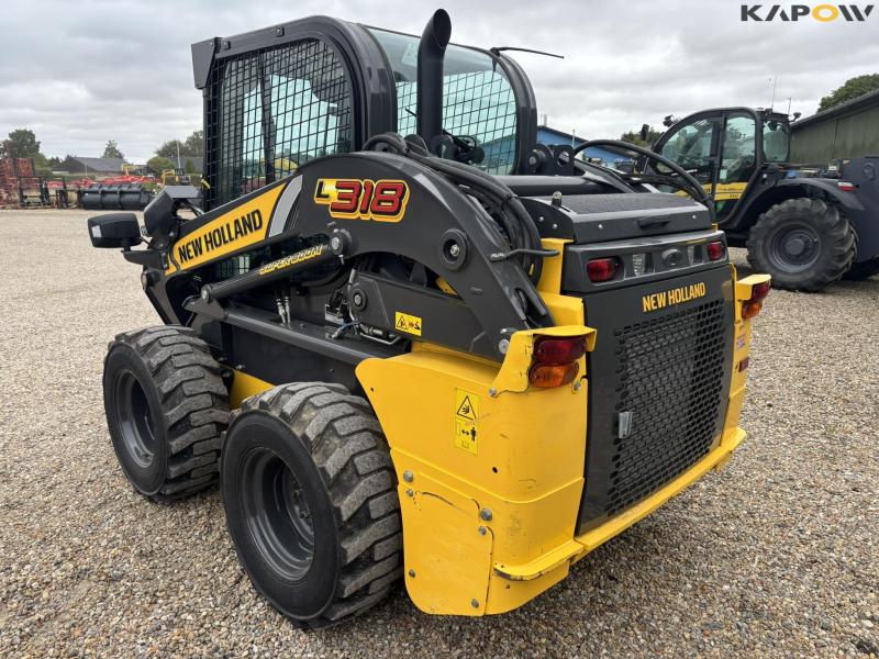 New Holland L318 skid steer loader 7