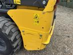 New Holland L318 skid steer loader 38
