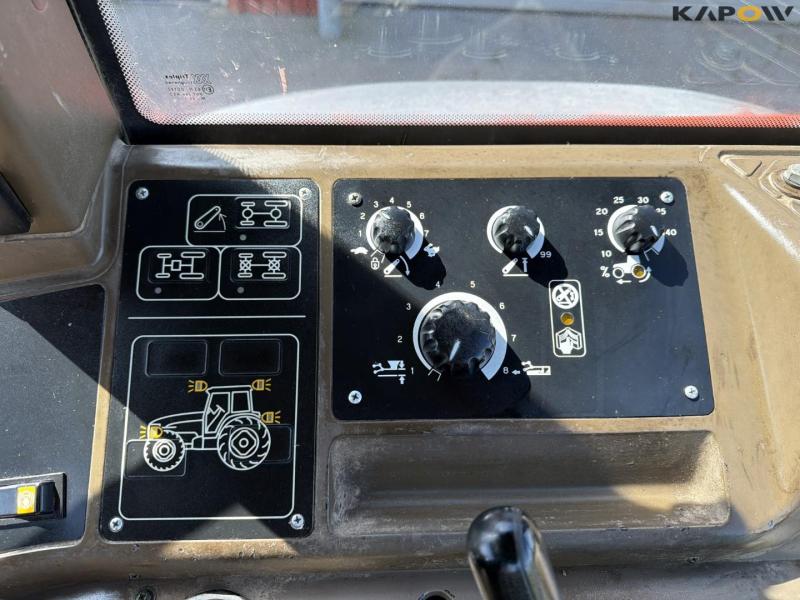 New Holland M115 tractor 46