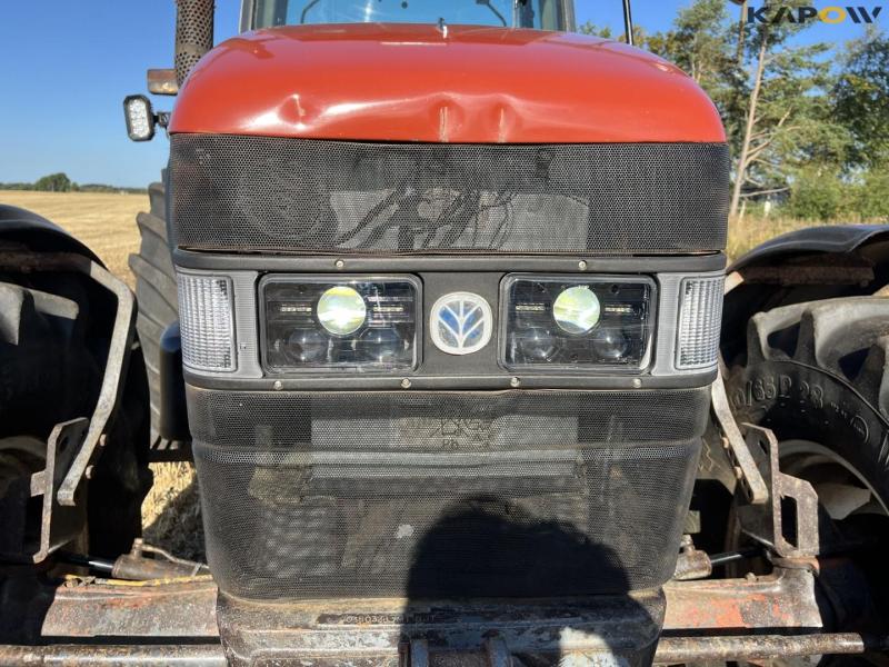 New Holland M160 tractor 19