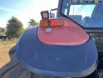 New Holland M160 tractor 32