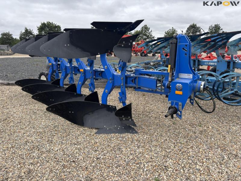 New Holland PLGF 4 furrow reversible plough - new 3