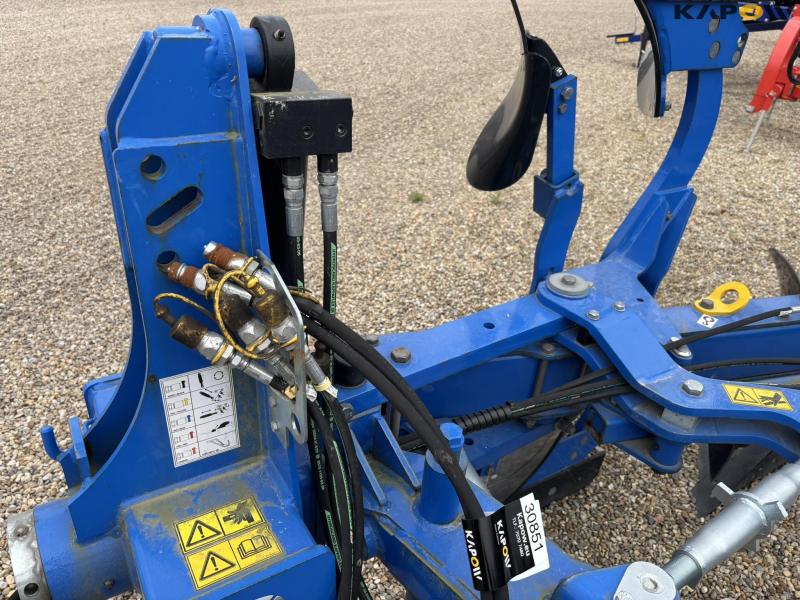New Holland PLGF 4 furrow reversible plough - new 34