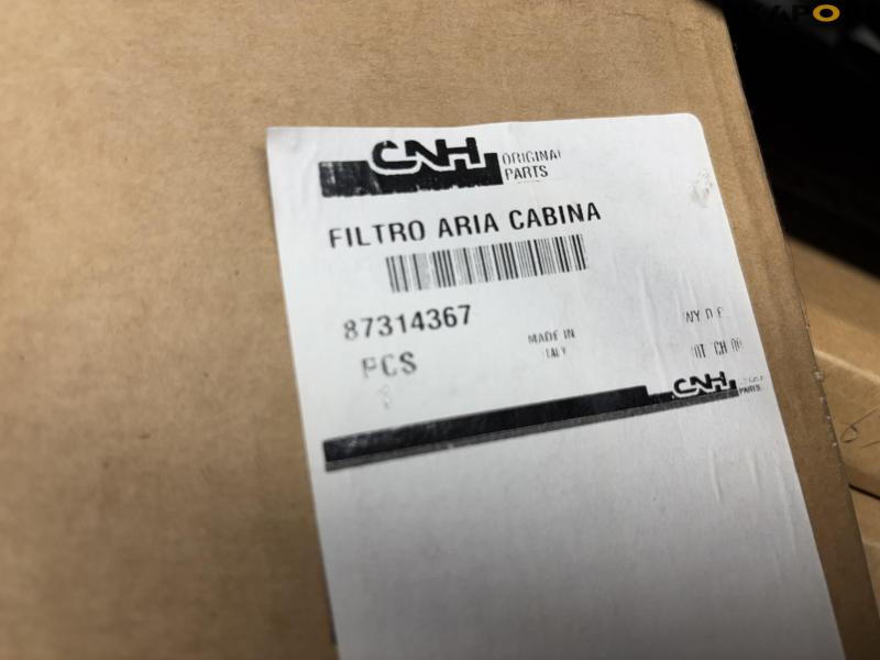 New Holland spare parts/filters - new 44