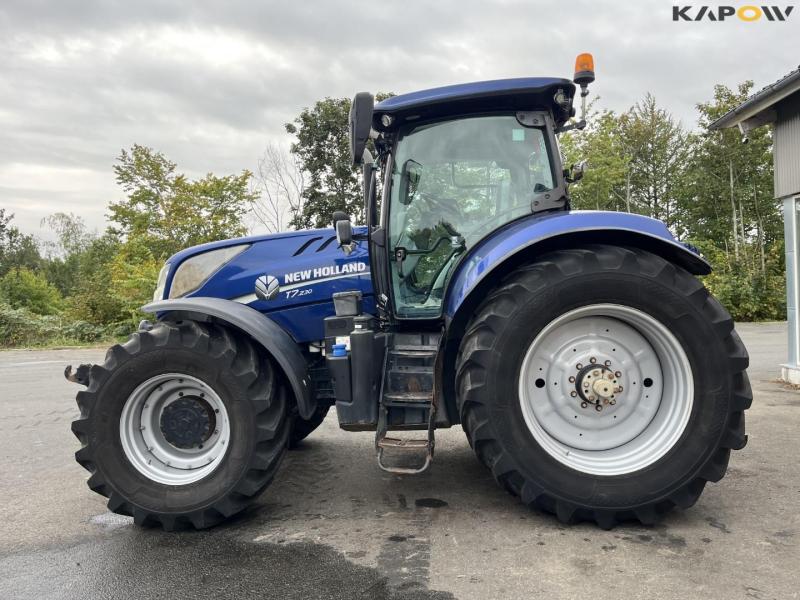 New Holland T7.230 tractor 8