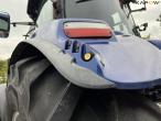 New Holland T7.230 tractor 33