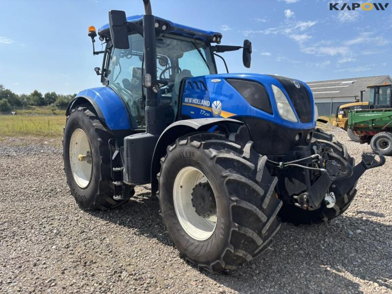 New Holland T7.230 tractor 3