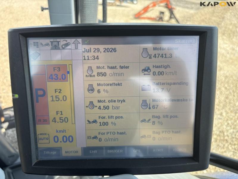 New Holland T7.230 tractor 64