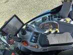 New Holland T7.230 tractor 61