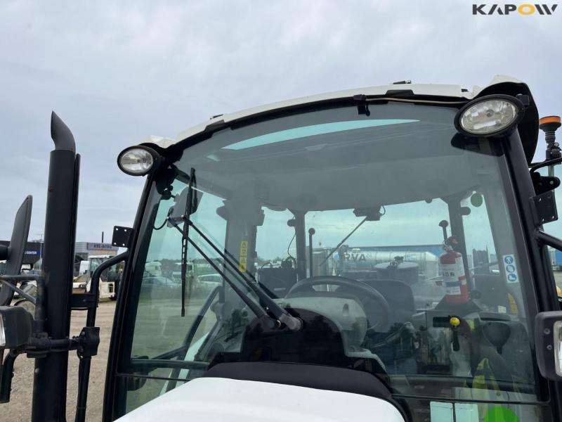 New Holland T.4.75 PowerStar 4WD tractor 35