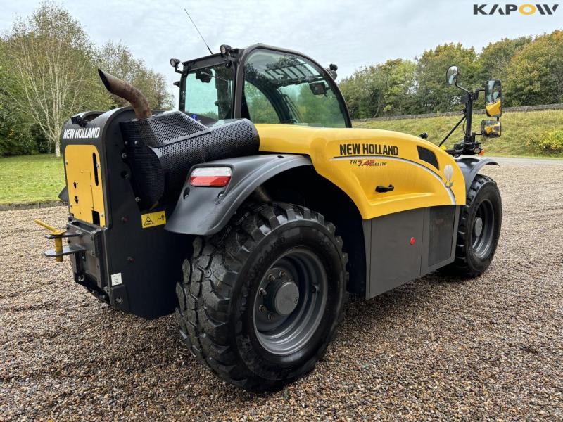 New Holland th 7.42 elite telescopic loader 5