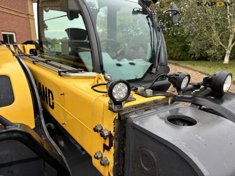 New Holland th 7.42 elite telescopic loader 14