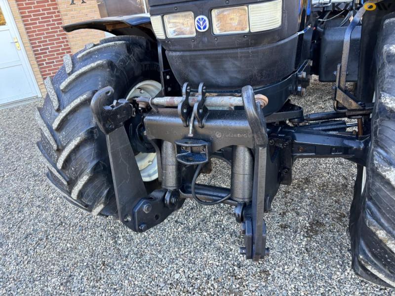 New Holland TM155 tractor 11