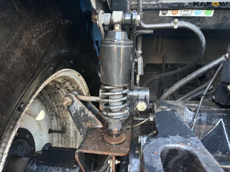 New Holland TM190 tractor 30