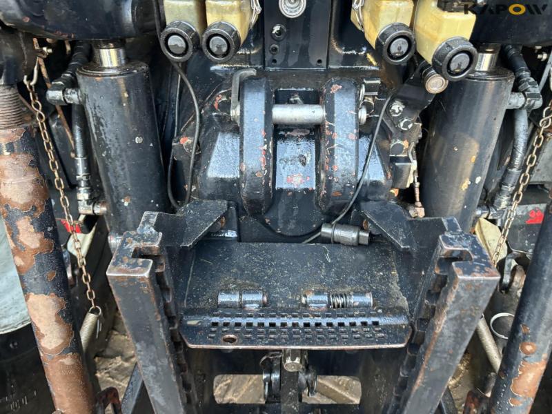 New Holland TM190 tractor 36