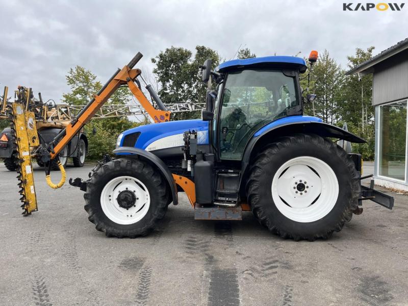 New Holland TS135A tractor with Epoke arm mower 8