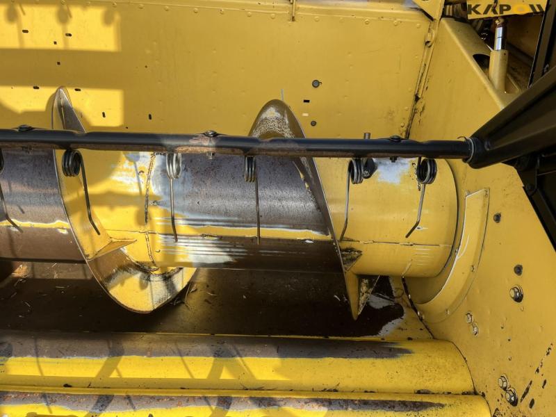 New Holland TX32 with 15 foot header 17