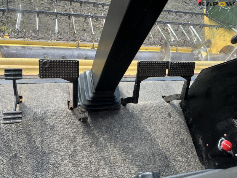 New Holland TX32 with 15 foot header 55