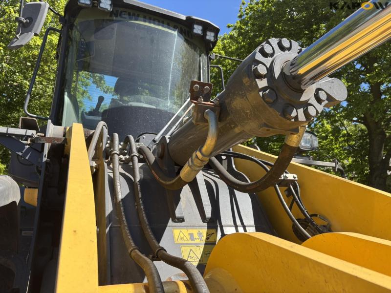 New Holland W190 D wheel loader 17