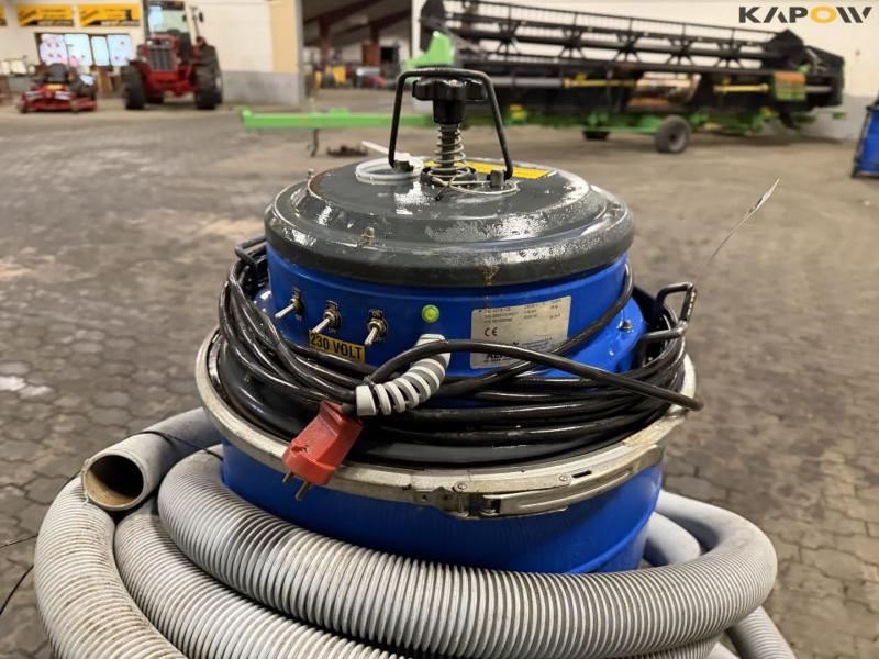 Nilfisk Attix 125 vacuum cleaner 12