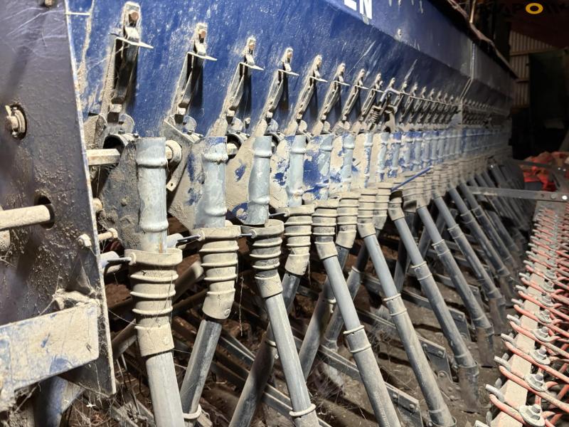 Nordsten Lift-o-matic 4 meter seeder 34