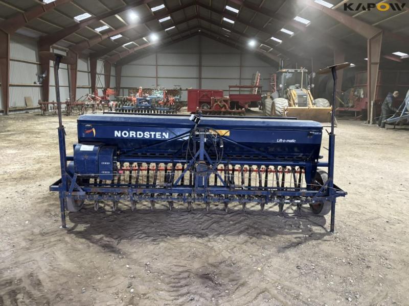 Nordsten lift-o-matic seeder 2