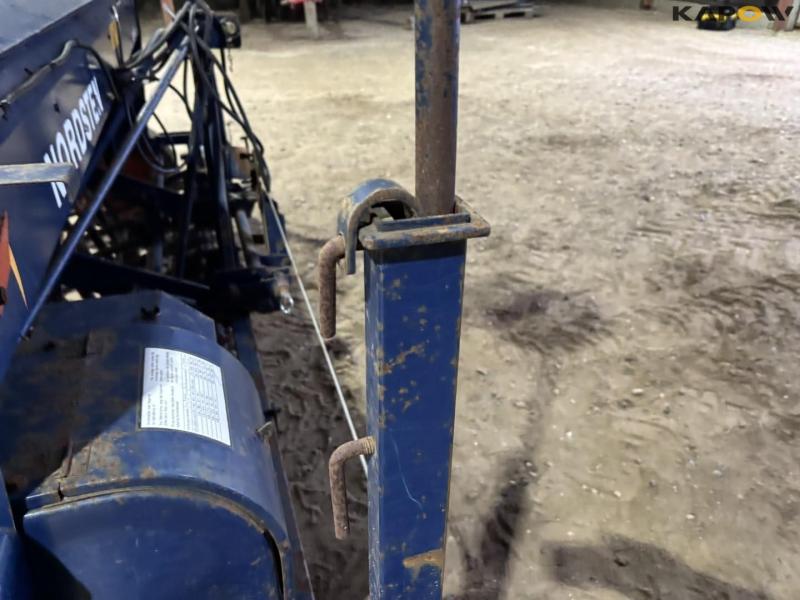Nordsten lift-o-matic seeder 25