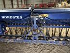 Nordsten lift-o-matic seeder 9